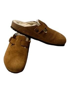 Birkenstock Men’s Suede Shearling-Lined Clog in Chestnut Brown
